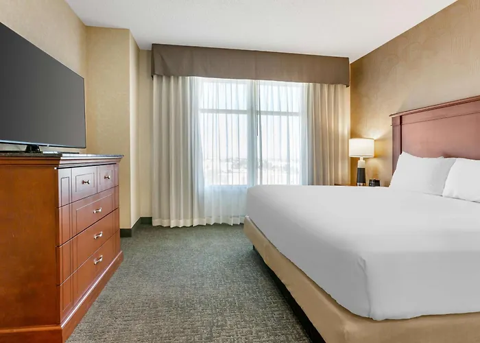 Hotel Drury Plaza Phoenix Tempe