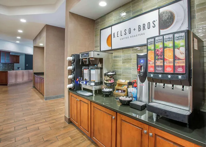 Drury Plaza Phoenix Hotel 4*