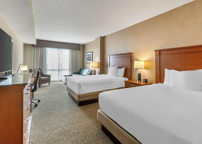 Drury Plaza Phoenix Hotel